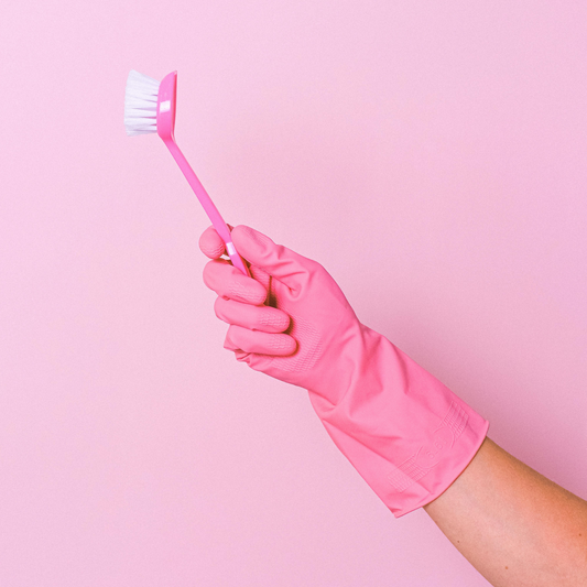 Uncovering the Truth About Toilet Bowl Cleaners: 5 Myths Debunked